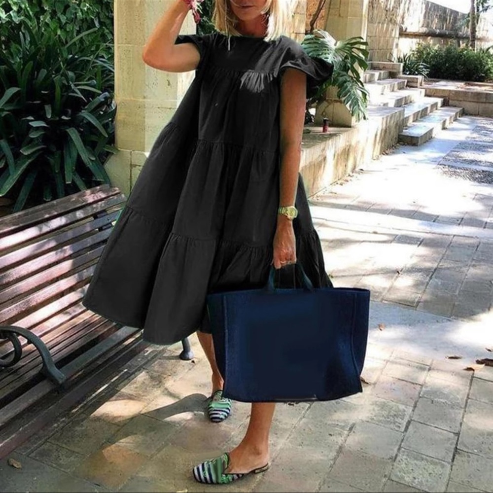 Elegant Black Midi Dress